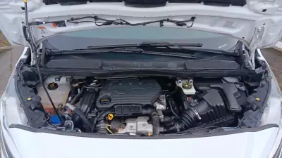 Ford Transit Connect 2018 - 12300 EUR, 207321 km - AUTO.MOTO.pt - 207321km - foto 21 de 21