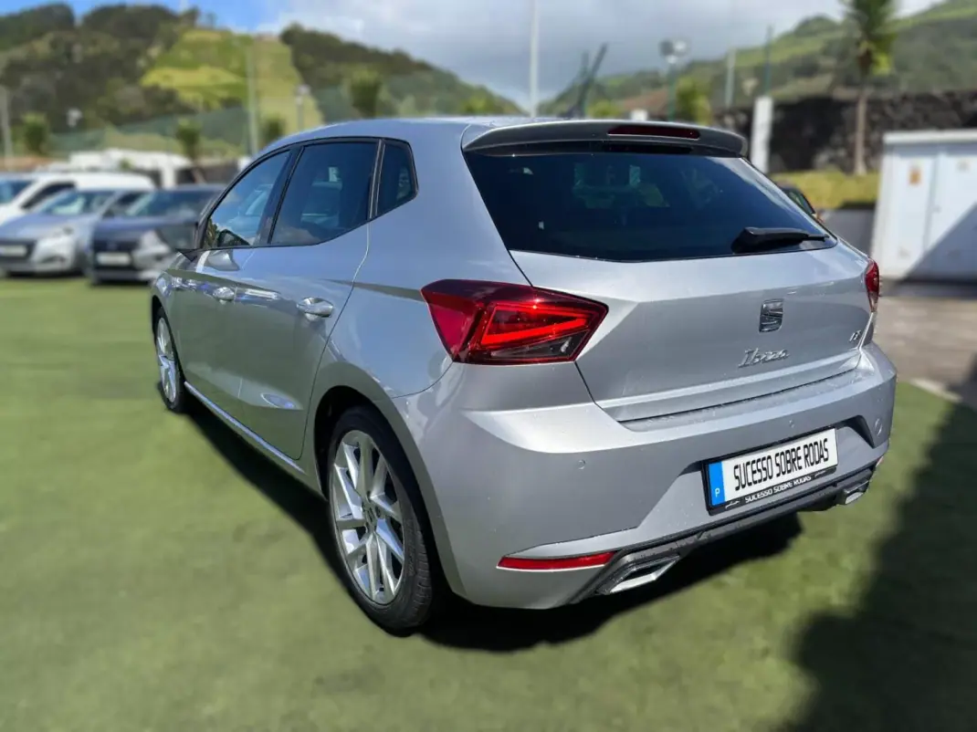 SEAT Ibiza 2021 - 18990 EUR, 52452 km - AUTO.MOTO.pt - 52452km - foto 5 de 14