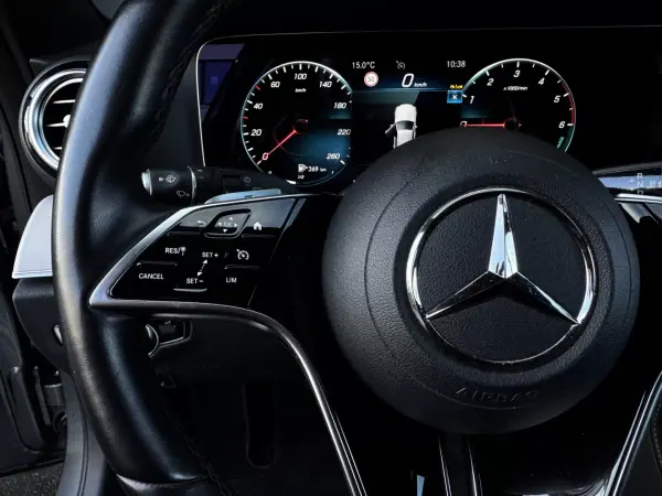 Mercedes-Benz E 300 2023 - 42990 EUR, 56100 km - AUTO.MOTO.pt - 56100km - foto 22 de 33