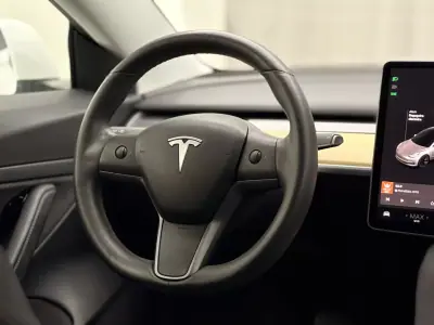 Tesla Model 3 2020 - 21500 EUR, 122000 km - AUTO.MOTO.pt - 122000km - foto 16 de 19