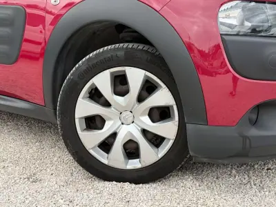 Citroën C4 Cactus 2016 - 11750 EUR, 90000 km - AUTO.MOTO.pt - 90000km - foto 20 de 24