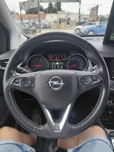 Opel Crossland 2021 - 14900 EUR, 70000 km - 70000km - foto 4 de 12