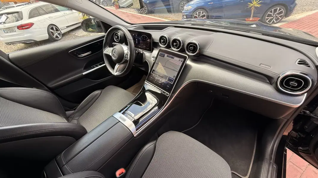 Mercedes-Benz C 220 2022 - 33990 EUR, 145000 km - AUTO.MOTO.pt - 145000km - foto 39 de 44