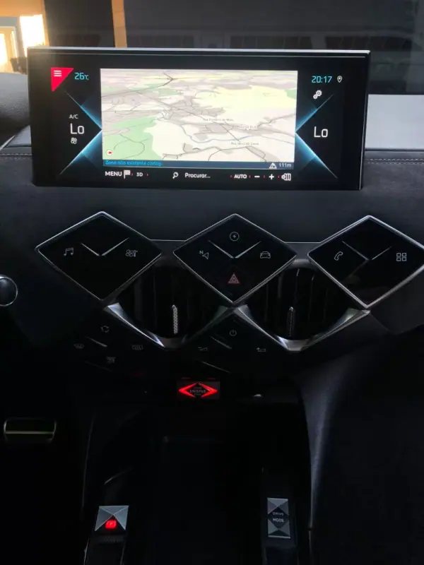 DS DS3 Crossback 2020 - 16900 EUR, 112000 km - AUTO.MOTO.pt - 112000km - foto 16 de 40