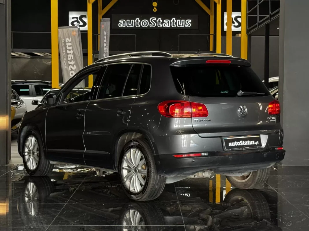 Volkswagen Tiguan 2016 - 16990 EUR, 190300 km - AUTO.MOTO.pt - 190300km - foto 14 de 34