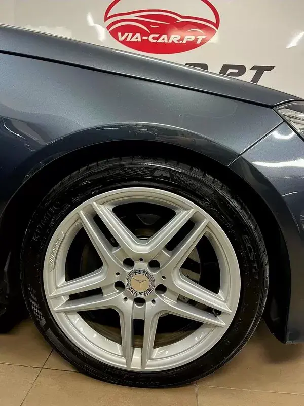 Mercedes-Benz E 300 2013 - 17950 EUR, 221000 km - AUTO.MOTO.pt - 221000km - foto 32 de 32