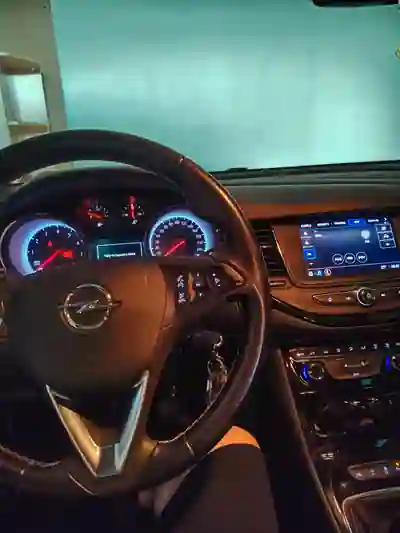 Opel Astra 2020 - 60000km
