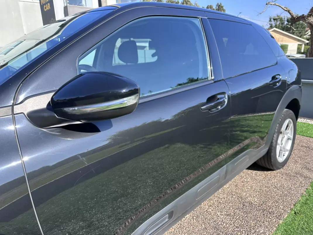 Citroën C4 Cactus 2018 - 11900 EUR, 180000 km - AUTO.MOTO.pt - 180000km - foto 16 de 47