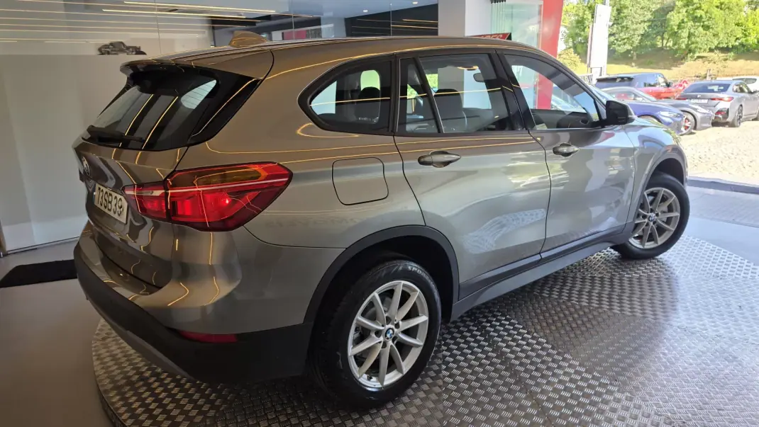 BMW X1 2016 - 22500 EUR, 76896 km - AUTO.MOTO.pt - 76896km - foto 23 de 61