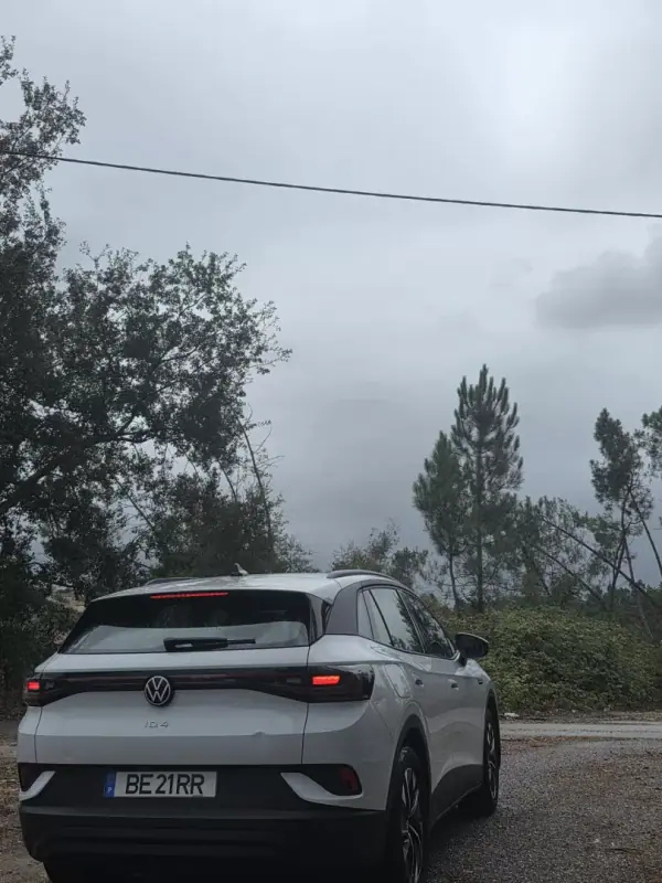 Volkswagen ID.4 2023 - 33750 EUR, 46000 km - 46000km - foto 34 de 79