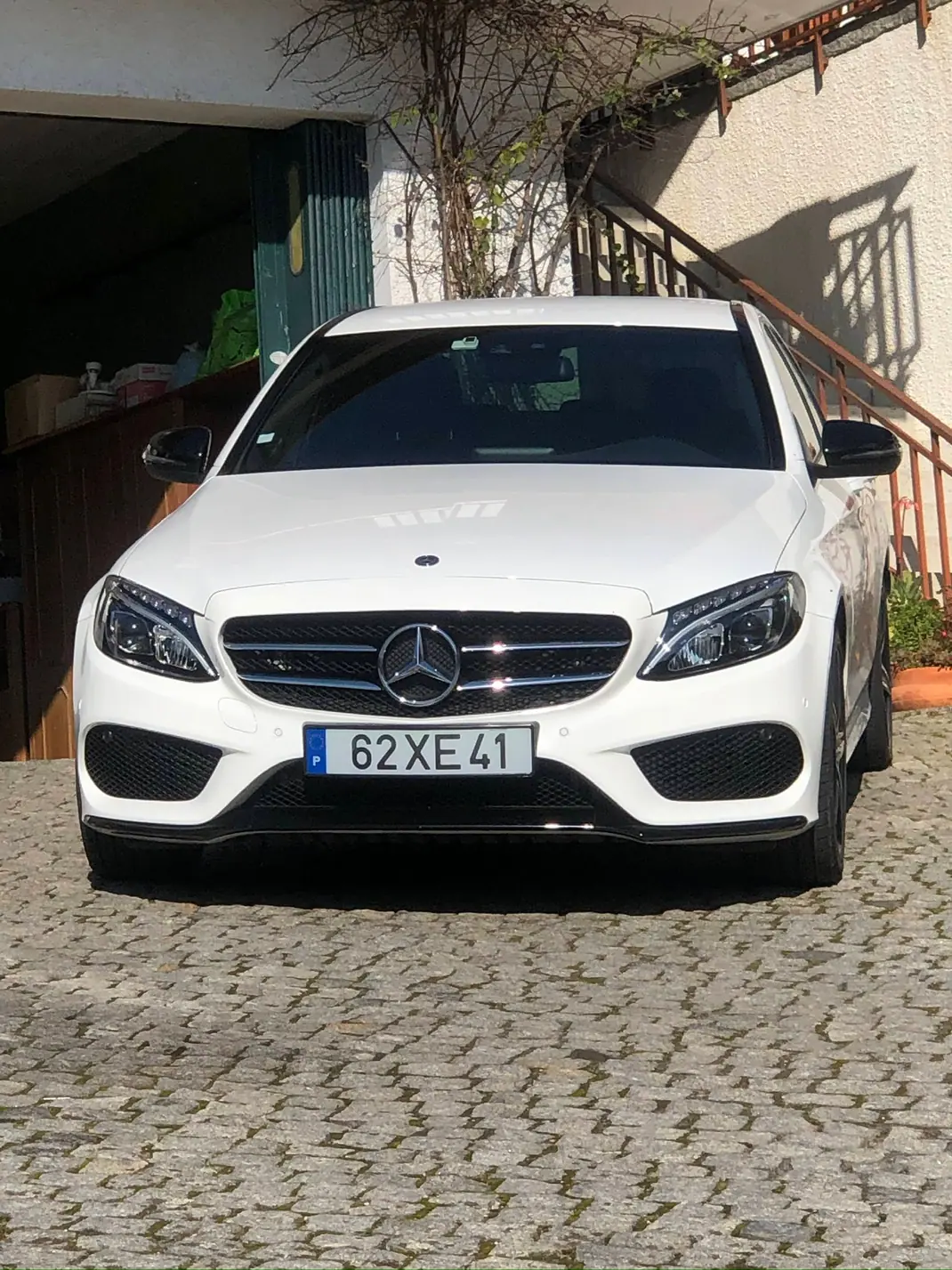 Mercedes-Benz C 350 2018 - 24999 EUR, 102000 km - AUTO.MOTO.pt - 102000km - foto 1 de 7