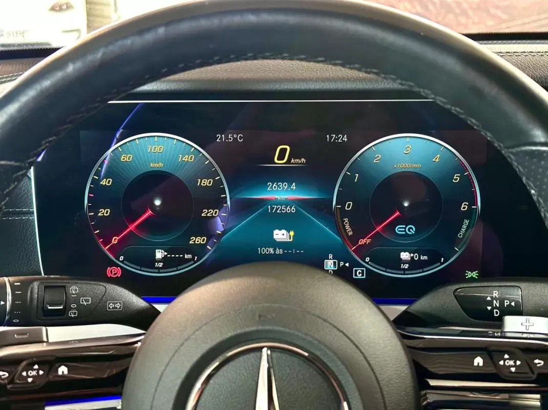 Mercedes-Benz E 300 2021 - 37900 EUR, 172566 km - AUTO.MOTO.pt - 172566km - foto 24 de 36