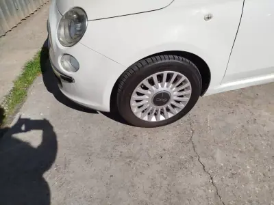 Fiat 500 3 + 1 2011 - 8750 EUR, 157000 km - AUTO.MOTO.pt - 157000km - foto 12 de 15