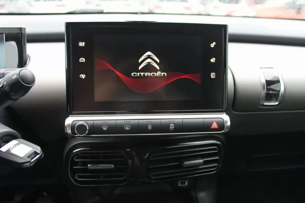 Citroën C4 Cactus 2015 - 11500 EUR, 172000 km - AUTO.MOTO.pt - 172000km - foto 13 de 13