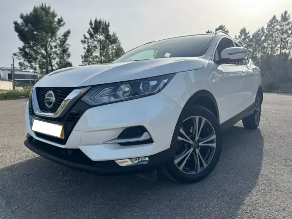 Nissan Qashqai 2018 - 14999 EUR, 97000 km - AUTO.MOTO.pt - 97000km - foto 2 de 10