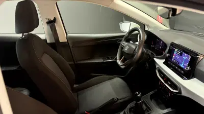 SEAT Ibiza 2023 - 14270 EUR, 50000 km - AUTO.MOTO.pt - 50000km - foto 14 de 38