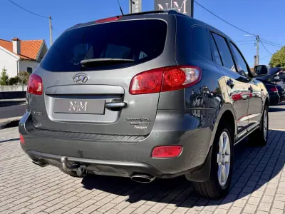 Hyundai Santa Fe 2006 - 8990 EUR, 331000 km - AUTO.MOTO.pt - 331000km - foto 6 de 23