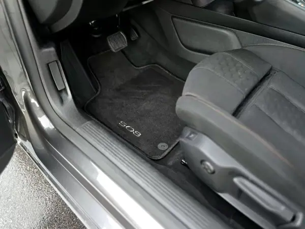 Peugeot 508 SW 2021 - 15750 EUR, 170000 km - AUTO.MOTO.pt - 170000km - foto 14 de 32