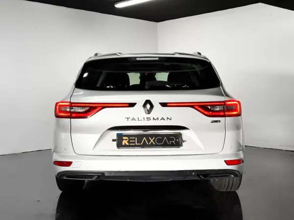 Renault Talisman Sport Tourer 2016 - 9990 EUR, 228000 km - AUTO.MOTO.pt - 228000km - foto 20 de 23