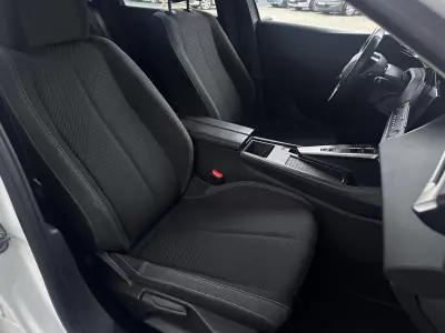 Peugeot 308 SW 2022 - 17900 EUR, 142043 km - AUTO.MOTO.pt - 142043km - foto 9 de 17