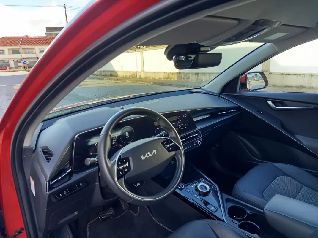 Kia e-Niro 2022 - 24990 EUR, 69900 km - AUTO.MOTO.pt - 69900km - foto 13 de 20