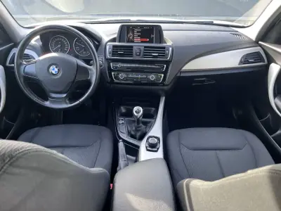 BMW 116 2015 - 12900 EUR, 220000 km - AUTO.MOTO.pt - 220000km - foto 30 de 48