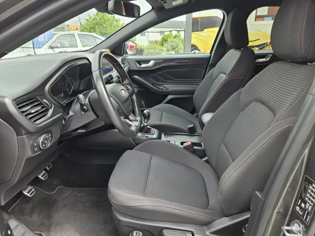 Ford Focus SW 2021 - 17800 EUR, 91100 km - AUTO.MOTO.pt - 91100km - foto 11 de 66