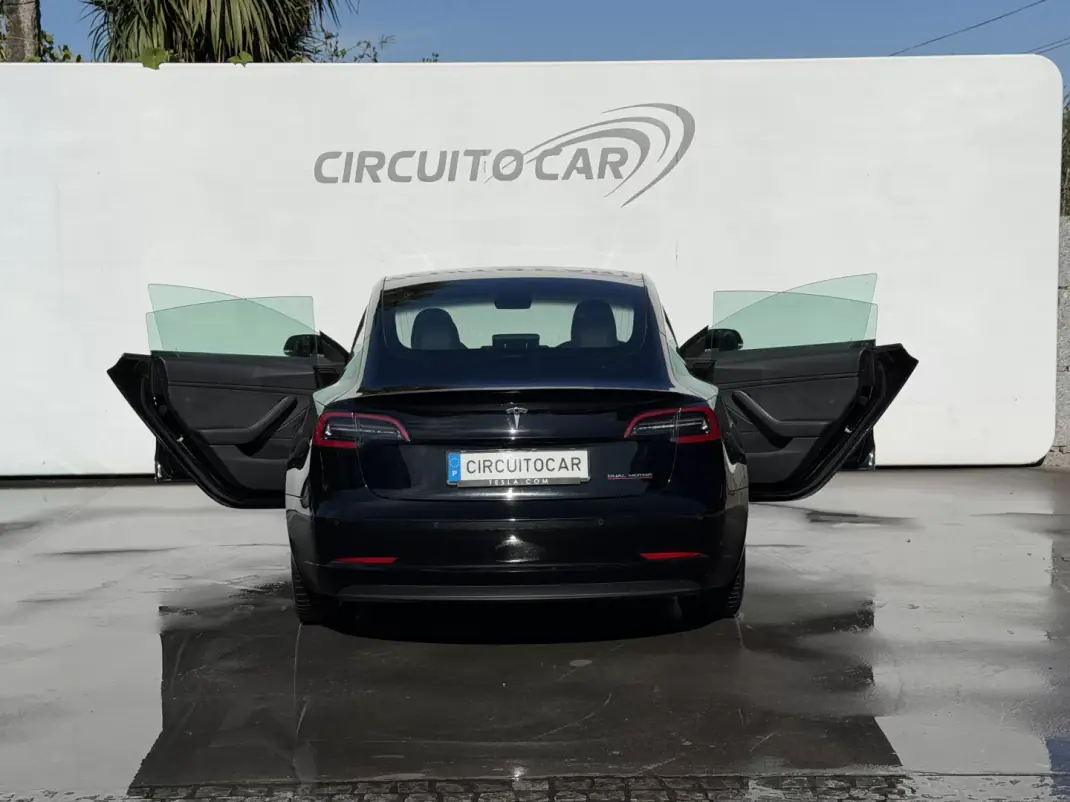 Tesla Model 3 2020 - 29500 EUR, 89581 km - 89581km - foto 13 de 48