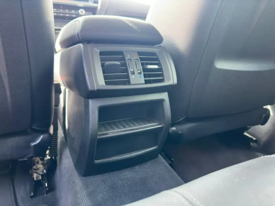 BMW X4 2016 - 35000 EUR, 121889 km - AUTO.MOTO.pt - 121889km - foto 20 de 24