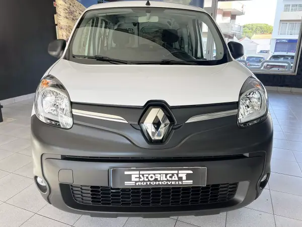 Renault Kangoo 2021 - 15800 EUR, 67687 km - AUTO.MOTO.pt - 67687km - foto 5 de 22