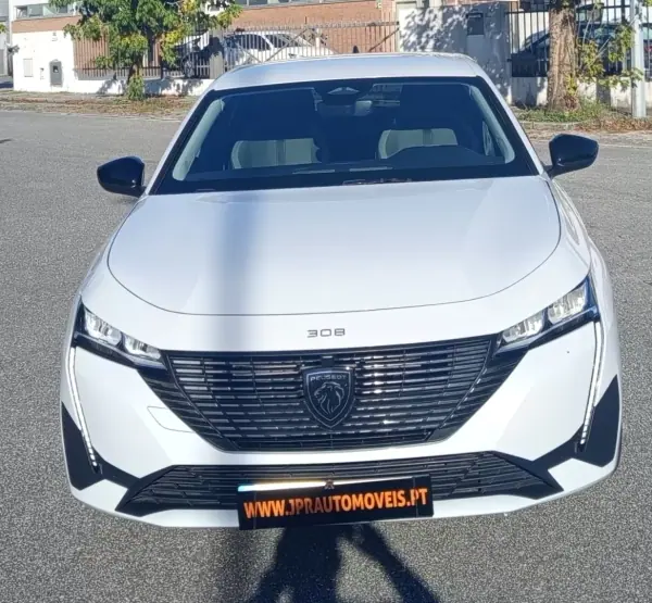 Peugeot 308 1.6 Hybrid Allure Pack e-EAT8 2024 Híbrido Plug-In