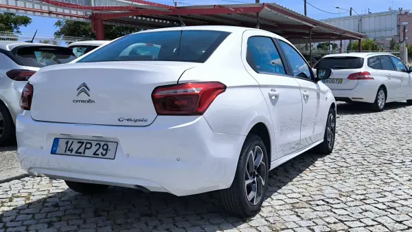 Citroën C-Elysée 2019 - 9950 EUR, 147649 km - AUTO.MOTO.pt - 147649km - foto 4 de 8