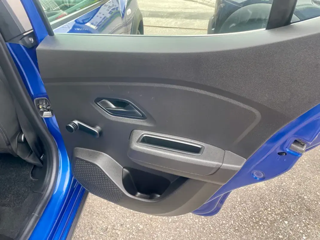 Dacia Sandero 2022 - 15950 EUR, 51824 km - AUTO.MOTO.pt - 51824km - foto 26 de 29