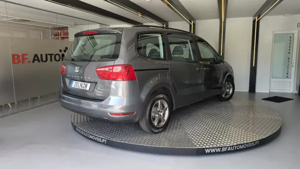 SEAT Alhambra 2011 - 11750 EUR, 235491 km - 235491km - foto 18 de 54