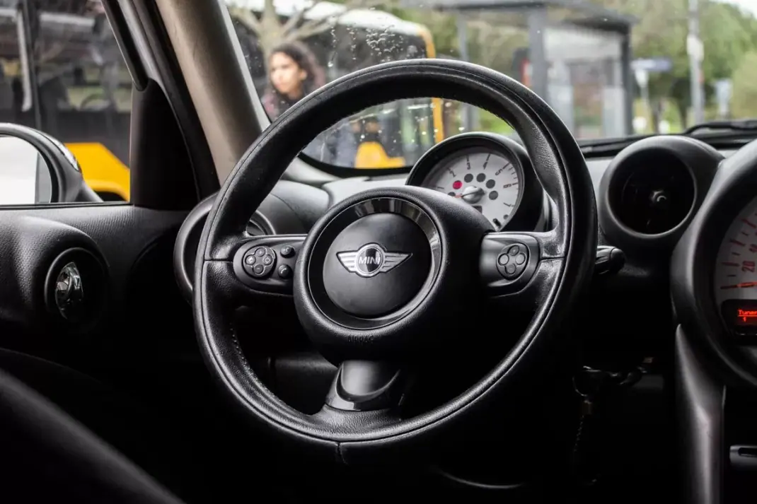 MINI Countryman 2012 - 9990 EUR, 264197 km - AUTO.MOTO.pt - 264197km - foto 26 de 27