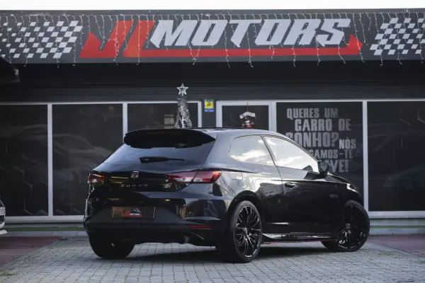 SEAT Leon 2014 - 22900 EUR, 154000 km - AUTO.MOTO.pt - 154000km - foto 24 de 32