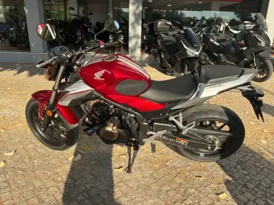 Honda CB500F ABS 2018 - 4100 EUR, 26137 km - foto 3 de 15