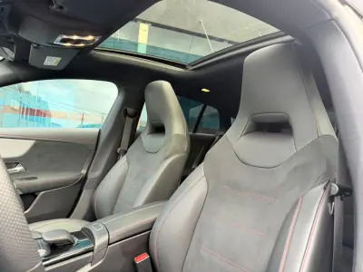 Mercedes-Benz CLA 180 2021 - 31500 EUR, 89000 km - AUTO.MOTO.pt - 89000km - foto 10 de 15