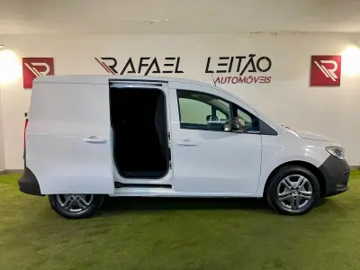 Mercedes-Benz 2022 - 17750 EUR, 45000 km - AUTO.MOTO.pt - 45000km - foto 6 de 28