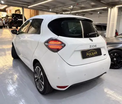 Renault Zoe 2020 - 13900 EUR, 127478 km - foto 6 de 13