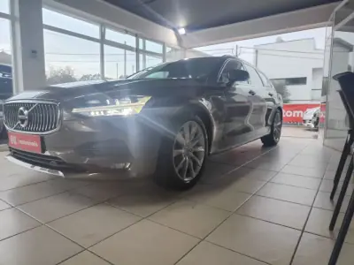 Volvo V90 2017 - 23500 EUR, 131000 km - AUTO.MOTO.pt - 131000km - foto 6 de 39