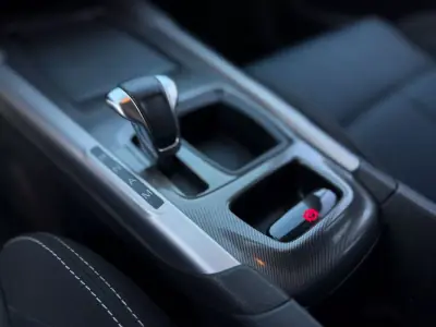 Citroën C4 2012 - 8990 EUR, 185518 km - AUTO.MOTO.pt - 185518km - foto 6 de 10