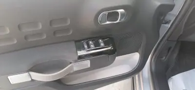 Citroën C3 2018 - 13200 EUR, 80300 km - AUTO.MOTO.pt - 80300km - foto 12 de 15