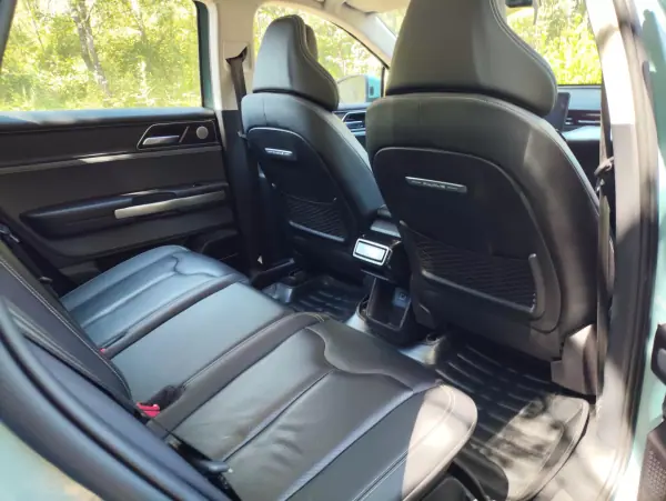 Aiways U5 2022 - 23000 EUR, 66433 km - AUTO.MOTO.pt - 66433km - foto 20 de 28