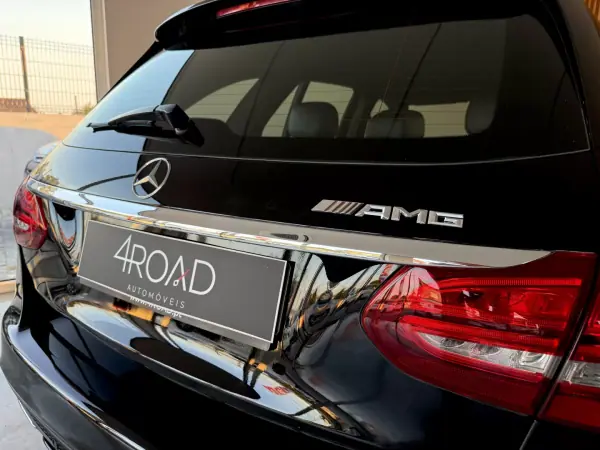 Mercedes-Benz C 200 2015 - 17999 EUR, 175000 km - AUTO.MOTO.pt - 175000km - foto 24 de 125