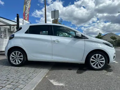 Renault Zoe 2020 - 17900 EUR, 44039 km - AUTO.MOTO.pt - 44039km - foto 8 de 33