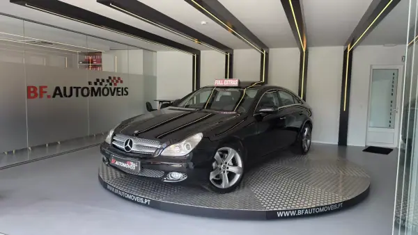 Mercedes-Benz CLS 320 2008 - 11900 EUR, 248910 km - 248910km - foto 13 de 64