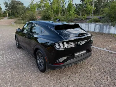Ford Mustang Mach-E 2021 - 26500 EUR, 125000 km - AUTO.MOTO.pt - 125000km - foto 15 de 23