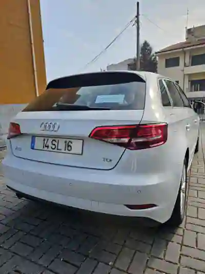 Audi A3 Sportback 2017 - 13990 EUR, 215500 km - AUTO.MOTO.pt - 215500km - foto 4 de 16
