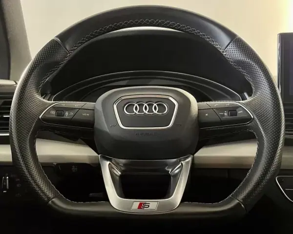 Audi Q5 Sportback 2023 - 44500 EUR, 89000 km - AUTO.MOTO.pt - 89000km - foto 12 de 47